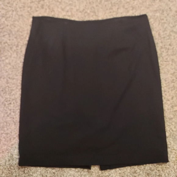 Chico's Classic Black Pencil Skirt in Size XL/16 - Picture 9 of 11